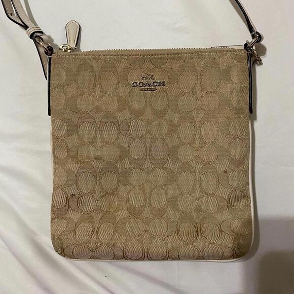 Coach crossbody - Picture 3 of 4